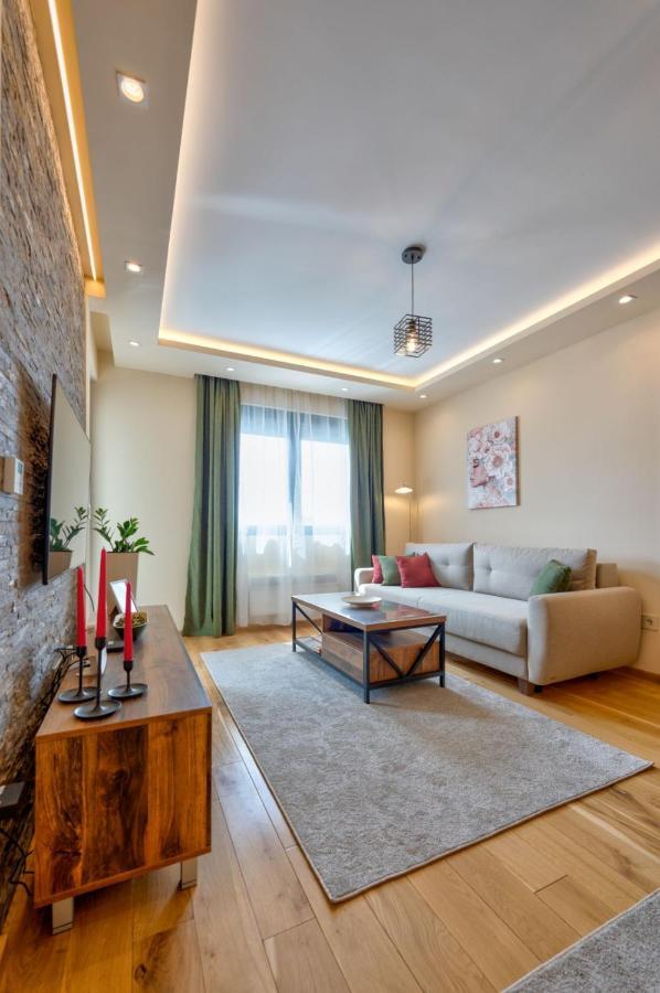 Apartment 65