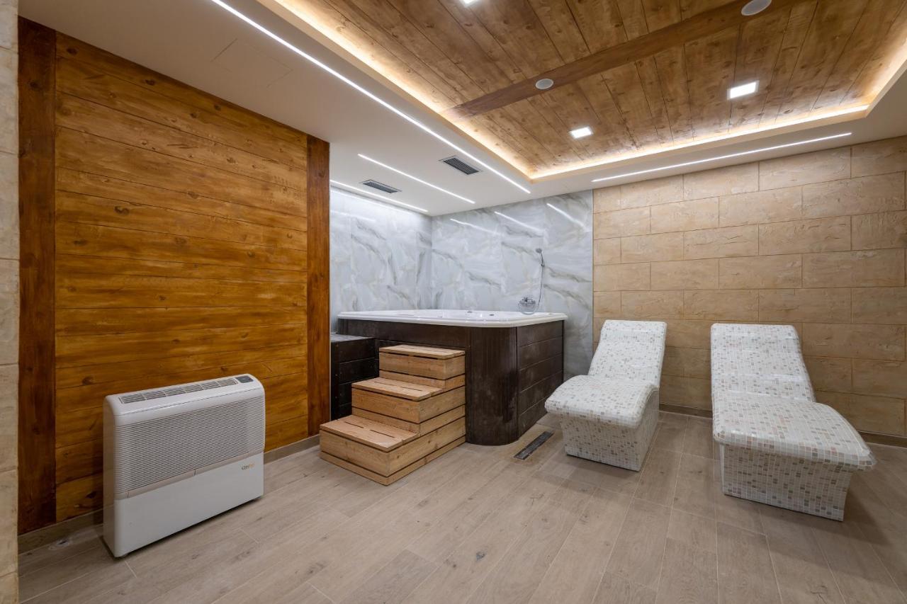 65 Apartment